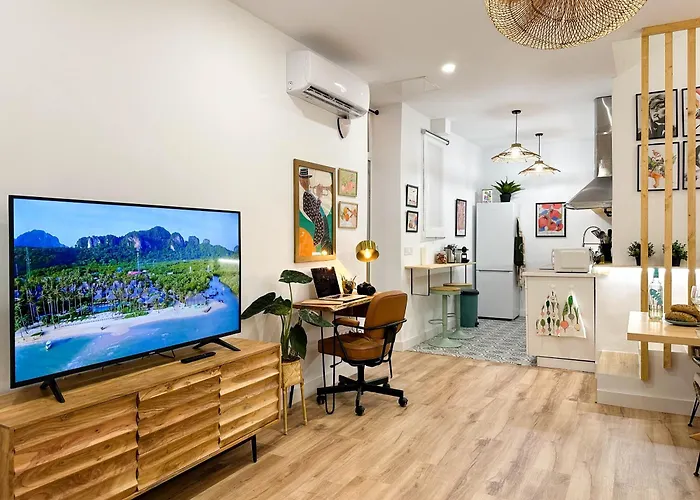 Casa Llorca. Estilo Y Tradición Cerca Del Centro. *